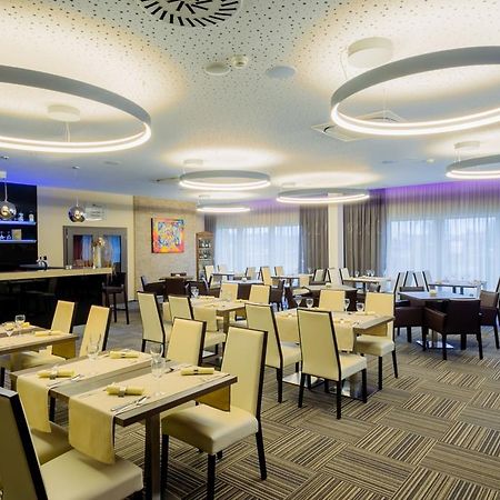 Hotel Tenis Zvolen Eksteriør bilde