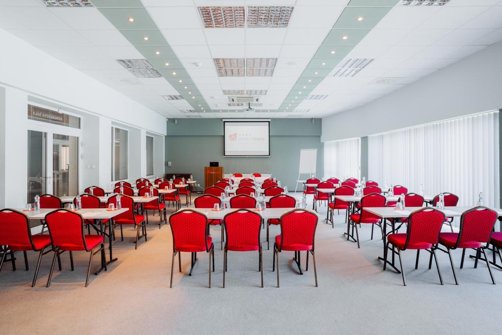 Hotel Tenis Zvolen Eksteriør bilde