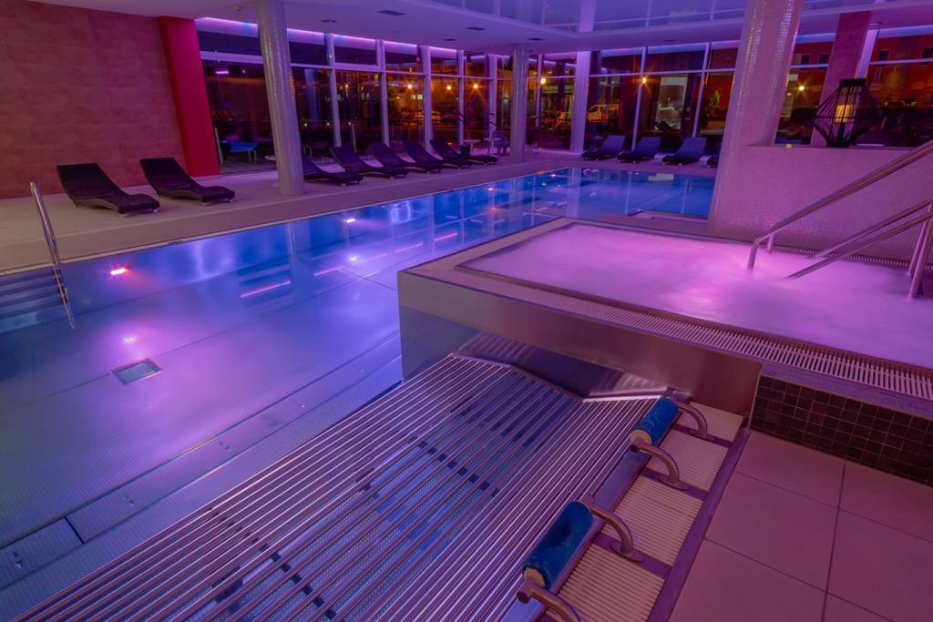 Hotel Tenis Zvolen Eksteriør bilde